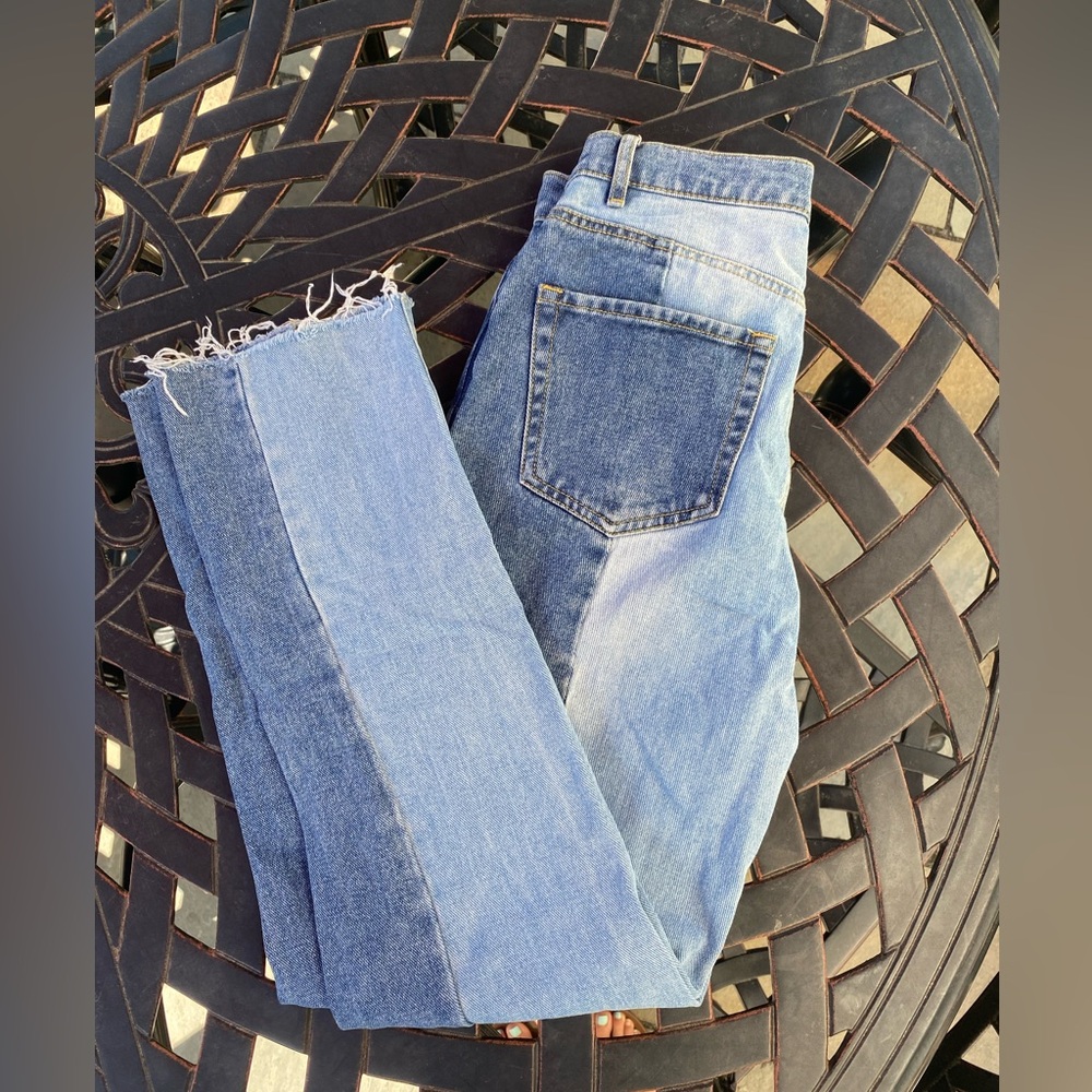 Pacsun Split-tone Cropped Jeans - Picture 3 of 7